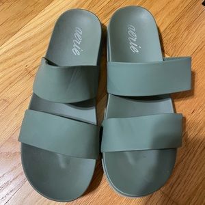Womens aerie sandals